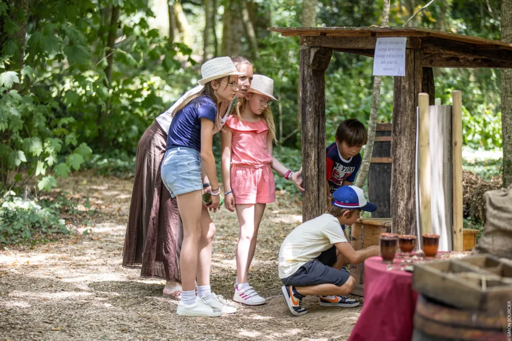 Venez découvrir les jeux de piste en famille au Château des Essarts en Vendée !
