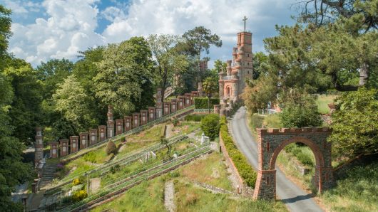 Découvrez le Sanctuaire de la Salette à La Rabatelière en Vendée Bocage.